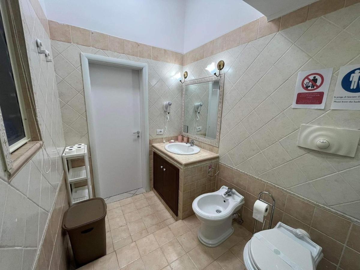 La Maison Di Nonna Tina - Panoramic Suite Nápoles Exterior foto